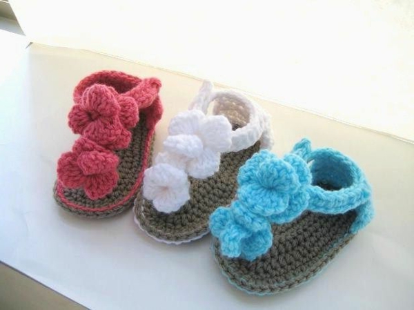 бебета сандали-с-цветя-плетене на една кука-красив-идеи-плетене на една кука и за гледане на една кука-пра-дизайн-häkeln-