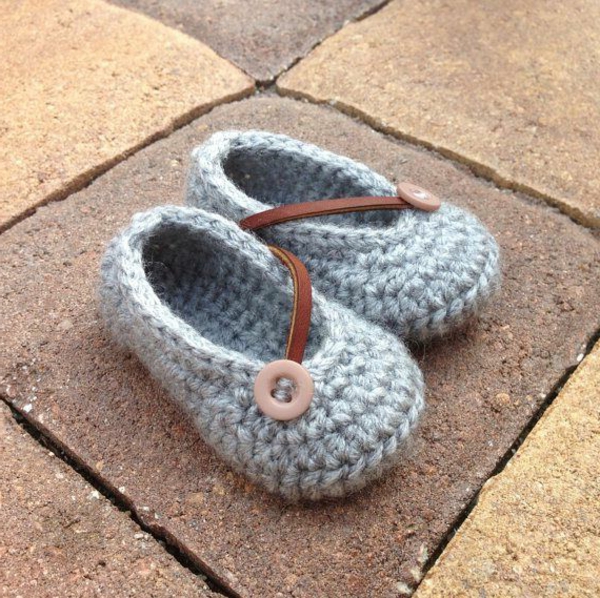 babyschuhe-इन-ग्रे crochet