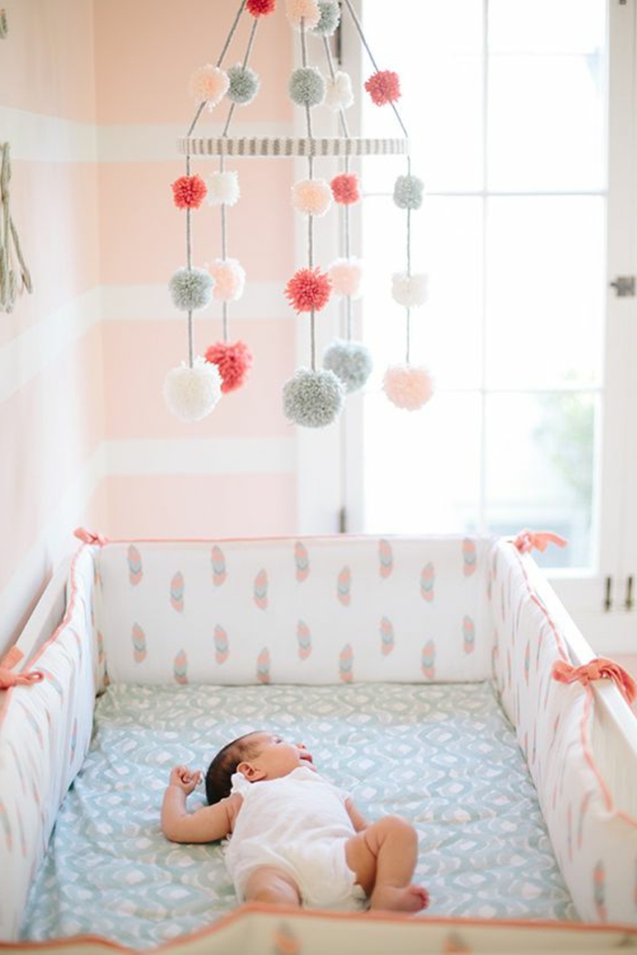 baba szoba szürke rózsaszín játék repül a baba színes szőrme golyó deco alvó baba