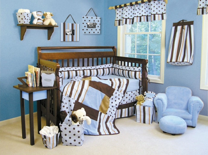 babyroom-wanddeko-huoneen nuoret sininen väri