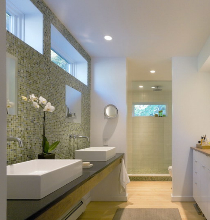kylpyhuonekalusteet-ideoita-kattovalaisimet