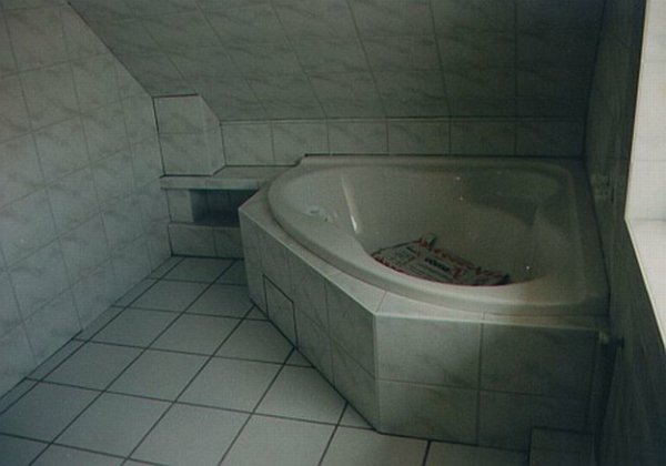 μπάνιο-μπανιέρα-πλακάκι-ιδέα - μοντέρνο ρετιρέ
