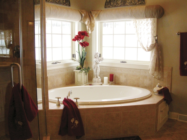 salle de bain-décoration-moderne-salle de bain-idées - fleurs en couleur rouge