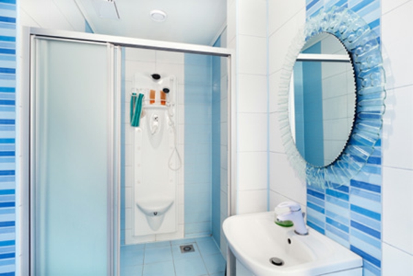salle de bain-idées-photos-bleu-couleur - belle cabine de douche