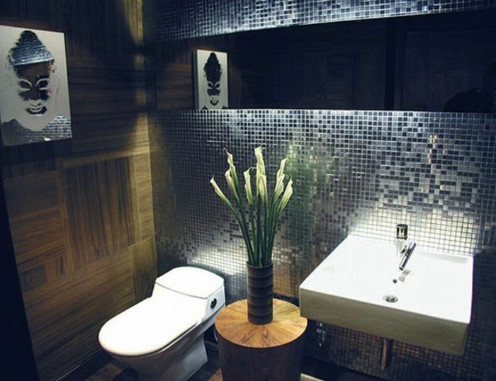 浴室，用马赛克 - 暗模型