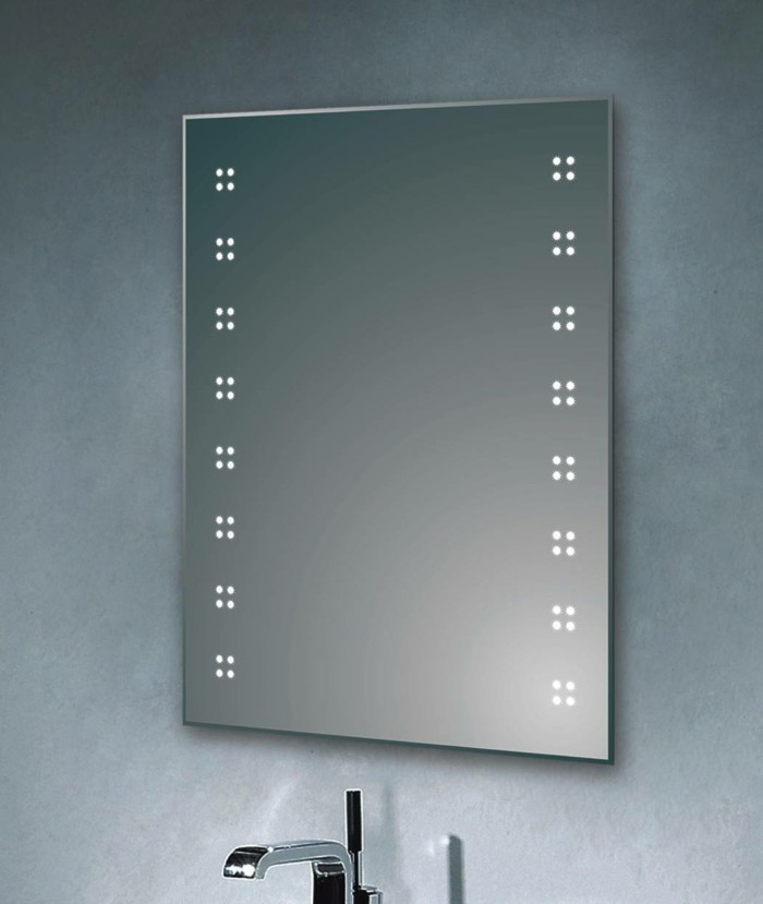 огледалото в банята Красив дизайн баня огледало с осветление