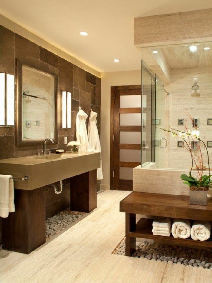 卫生间的设计思路 - 漂亮贝德尔 - 浴室 - 在棕色和米色，以天然石材和木材