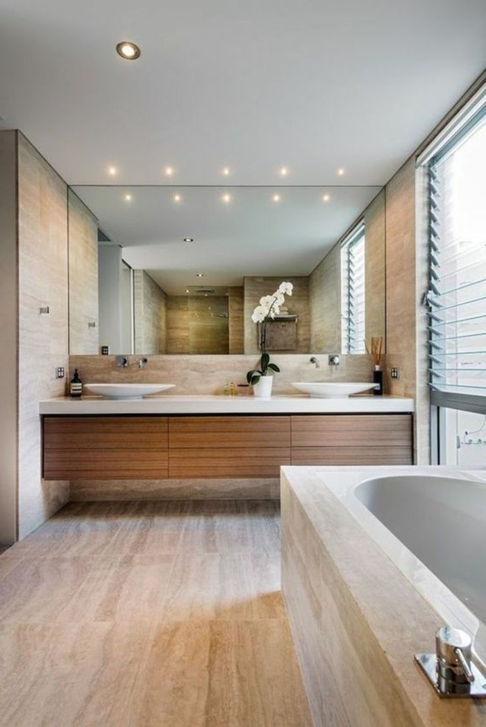баня дизайн-идеи-мечтаят Бадер-баня-в-бежово-с квадратни огледало