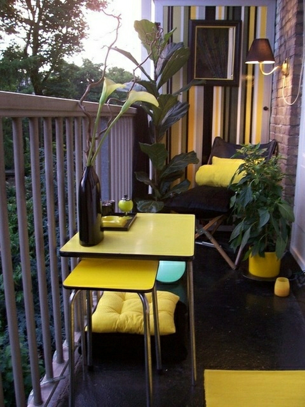 balcón-embellecer-balcón-deco-ideas-balcón-terraza de diseño muebles de color amarillo