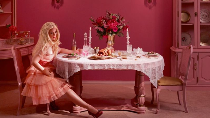 barbie-diner-en-rose