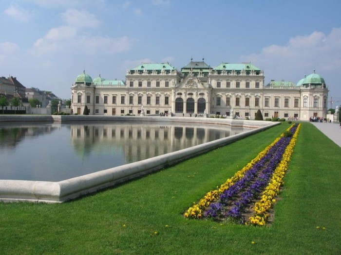 ميزات الباروك قفل بلفيدير فيينا-النمسا-فريد-العمارة