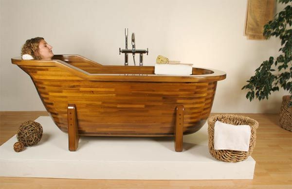 άνετο μπάνιο-από-ξύλο ζώνη χαλάρωσης