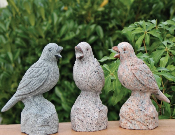 σκεφτείτε τον εαυτό σας για τα τρία πουλιά - την ιδέα για τη διακόσμηση του κήπου