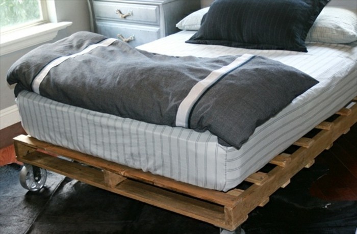 מיטה-עצמו-build-עדיין-א-גדול-מיטות-מ-אירו משטחים
