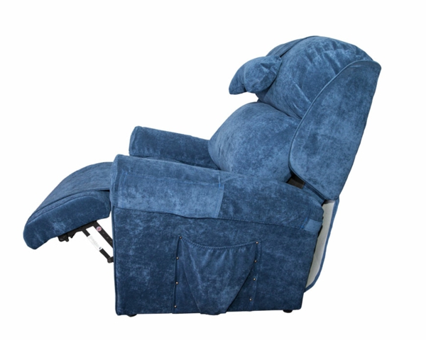 नीले बढ़ाई-कुर्सी-सफेद पृष्ठभूमि