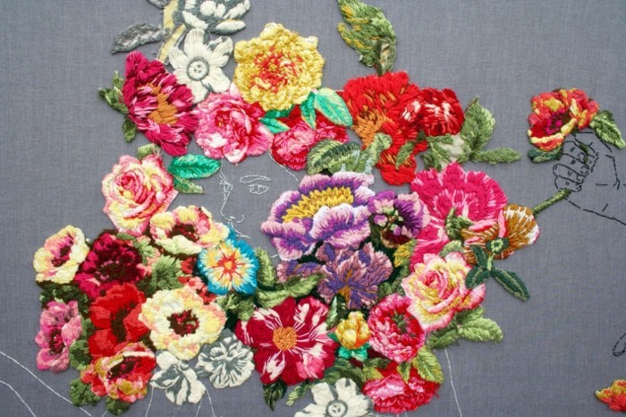 flores bordado-en-muchos-colores