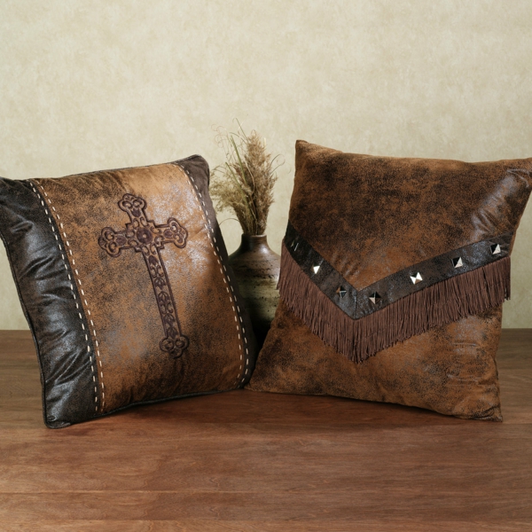 almohadas de color marrón-muebles-deco