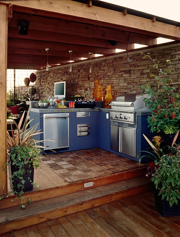 cool-outdoor-kitchen-very nice
