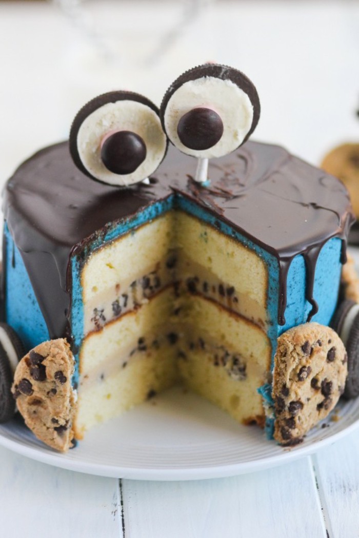 Cool τούρτα για τα παιδιά Γενέθλια με τα cookies