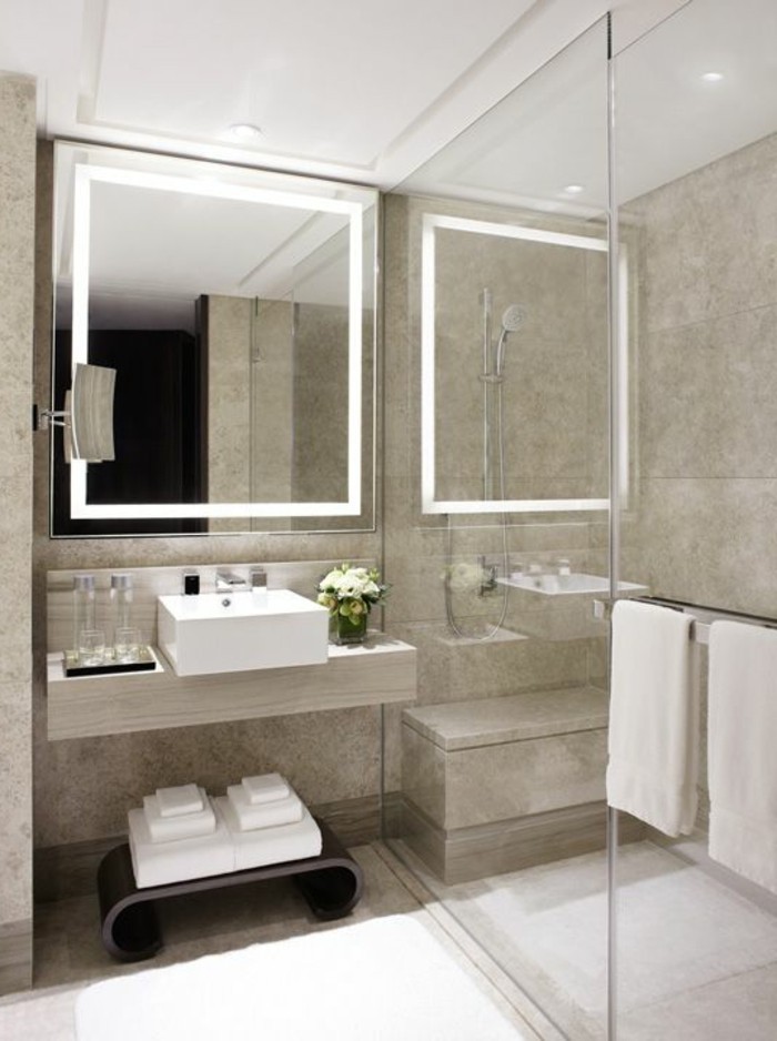 хладно модел баня огледална стена огледало с осветление