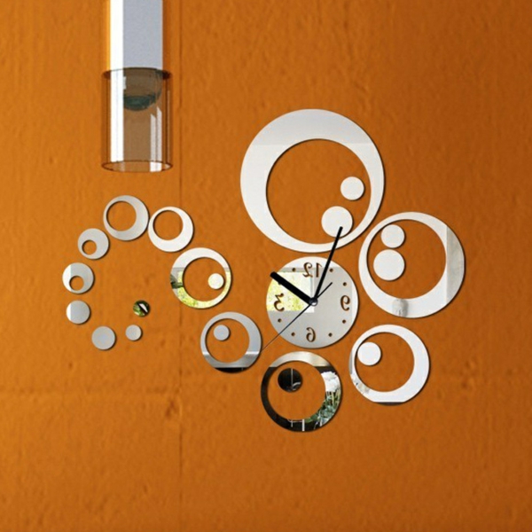 डिजाइन दीवार की घड़ी नारंगी दीवार - चांदी का रंग