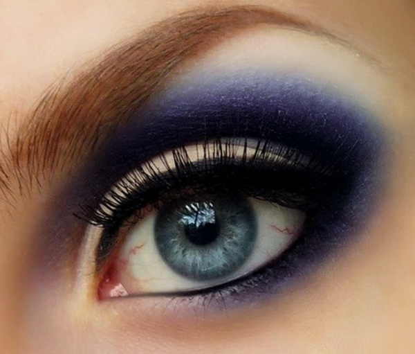 眼妆 - 紫黑色的细微差别