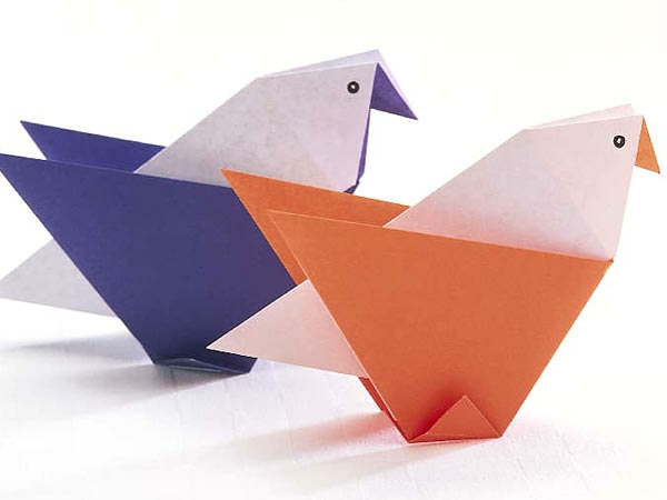 yksinkertainen-käsityö-ideat-origami-tekeminen - tausta valkoinen väri