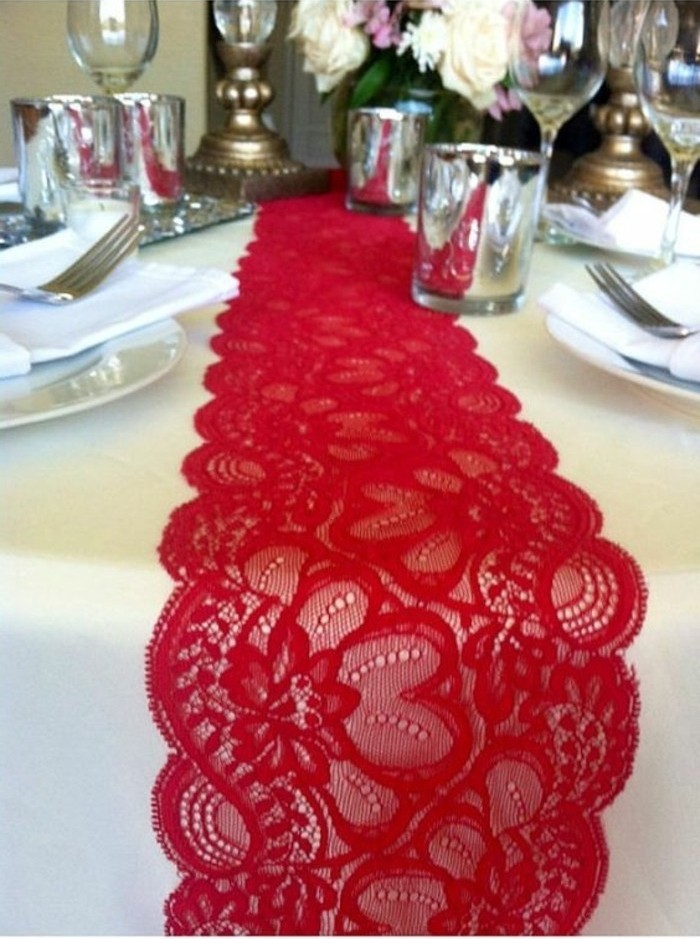 Elegantan stol ukras s Red do vrha AS-trkač