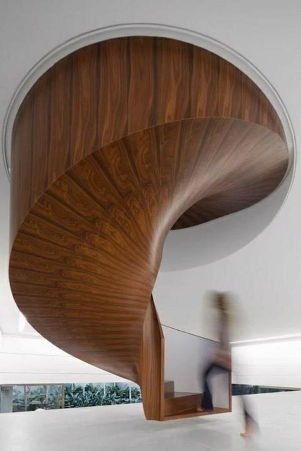 अद्भुत-सर्पिल सीढ़ी के- लकड़ी इंटीरियर डिजाइन-विचारों