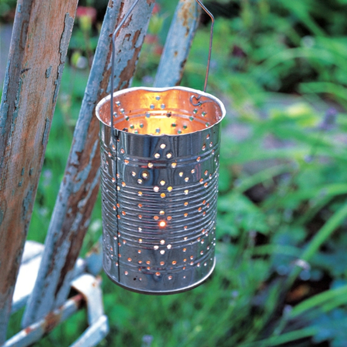 Haga su propia linterna con lata, decoración de jardín, alambre, luz de velas