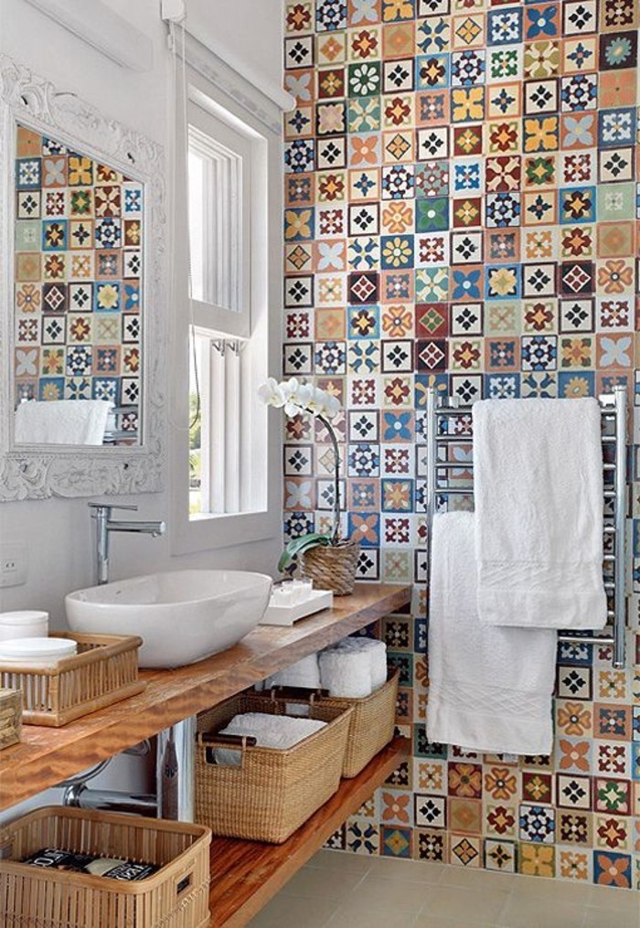 fantastinen kylpyhuone-suunnittelu-monia pieniä Tile koristelu