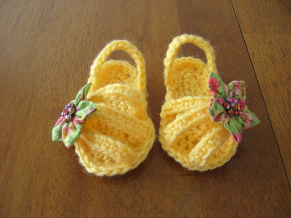 -Fantastic-бебешки обувки-с-супер-красив дизайн, плетене на една кука-пра-практични идеи-