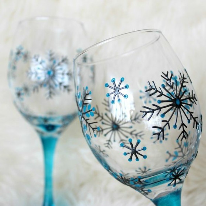 शराब ग्लास सजावट-शानदार हाथ से पेंट लाल वाइन ग्लास-साथ सर्दियों Snowflakes चित्र रूपांकनों