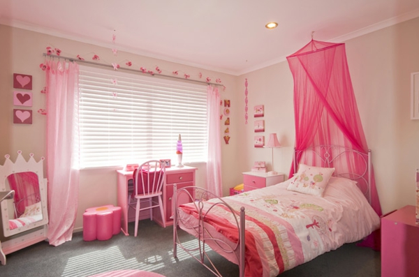 Фантастична Детска спалня в розово
