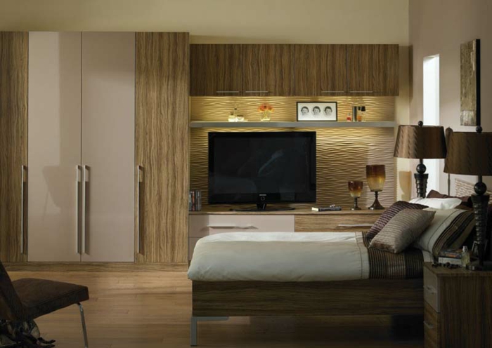 Ideas de color capuchino-elegante dormitorio de pared de color