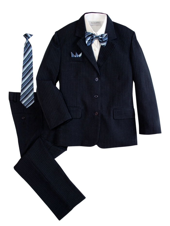 לעוף חליפה-עם-לטוס-רעיונות-עבור-עיצוב-ו-עיצוב-של-בגדים-אלגנטי בחליפה הכחולה