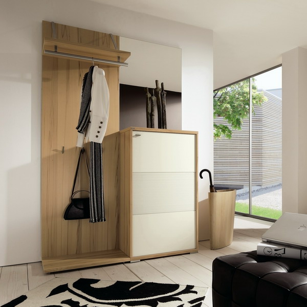 couloir meubles-de-bois-avec-moderne-design
