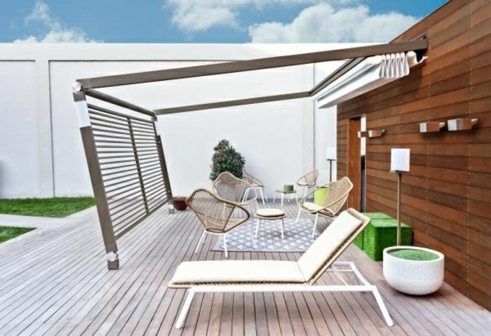 גן-רעיונות-מתכת פרגולה כיסאות-לשנות את גודלן רהיטים-קש סיפון-עץ-גן