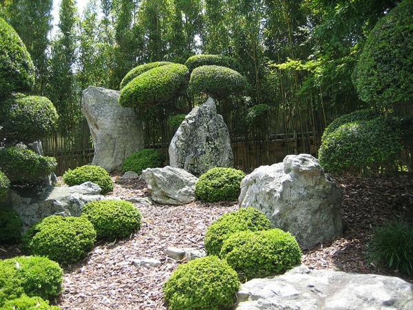 jardín-equipar con-piedras-