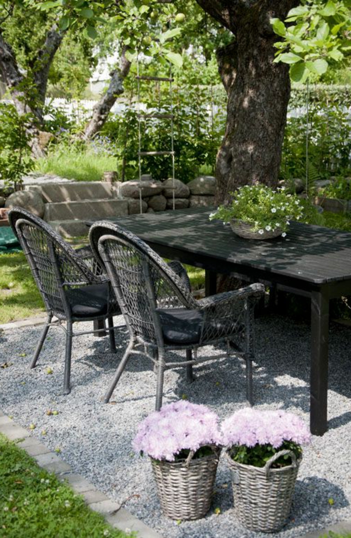 puutarha design-kanssa-sorva-moderni-huonekalut - puinen pöytä