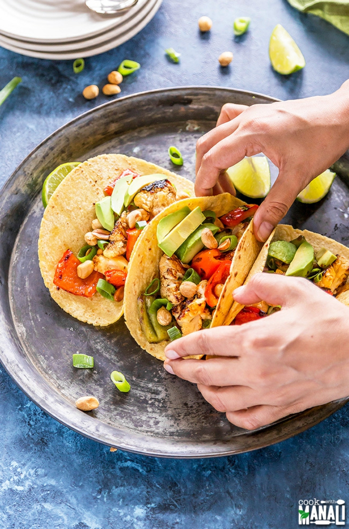 Valmista tacoja, yksinkertaisia, nopeita ja herkullisia, sormenjälkiä puolueellesi, reseptejä monille vieraille