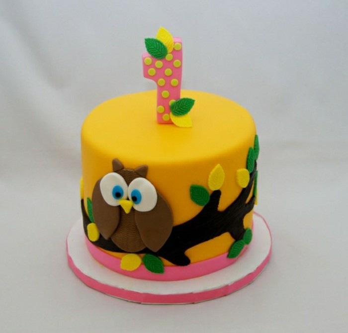 עוגת יום הולדת-מתכונים-צהוב-צבע-Unique-קטן-פאי-עבור-ילדים