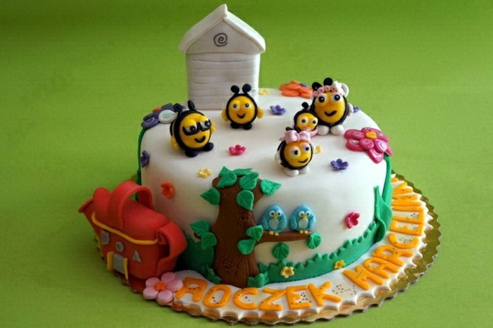 torta de cumpleaños-recetas-interesante-modelo-colorido-diseño