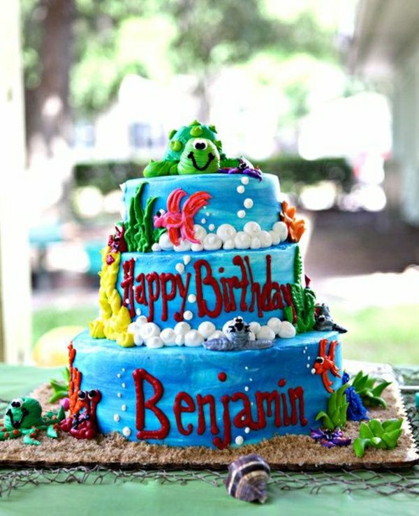 عيد ميلاد الكعك كعكة النظام-جميلة-فطيرة الفطائر-تزيين-صور فطائر-