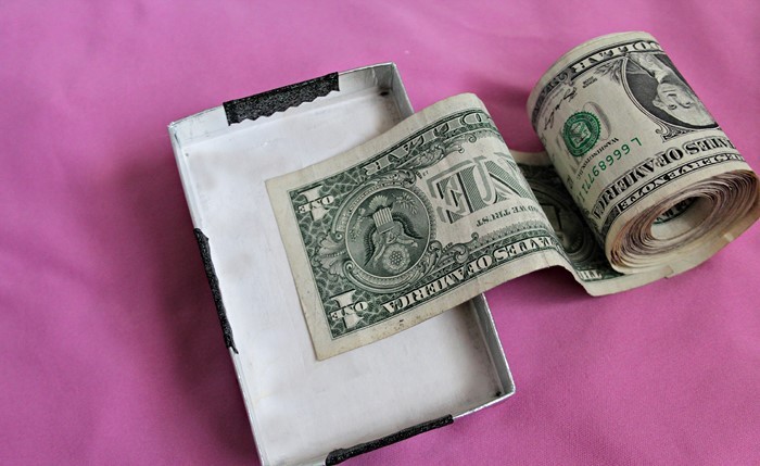νομισματική δώρο-γάμο-a-box πλήρη χρήματα