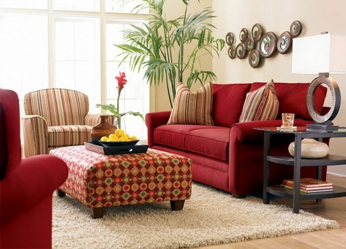 आरामदायक कमरे में रहने वाले-सुंदर फर्नीचर लाल काउच दीवार सजावट पॉट संयंत्र