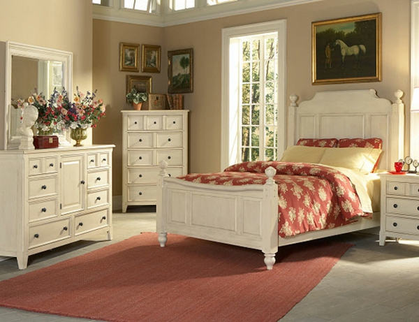 舒适的卧室在乡村风格 - 白色家具