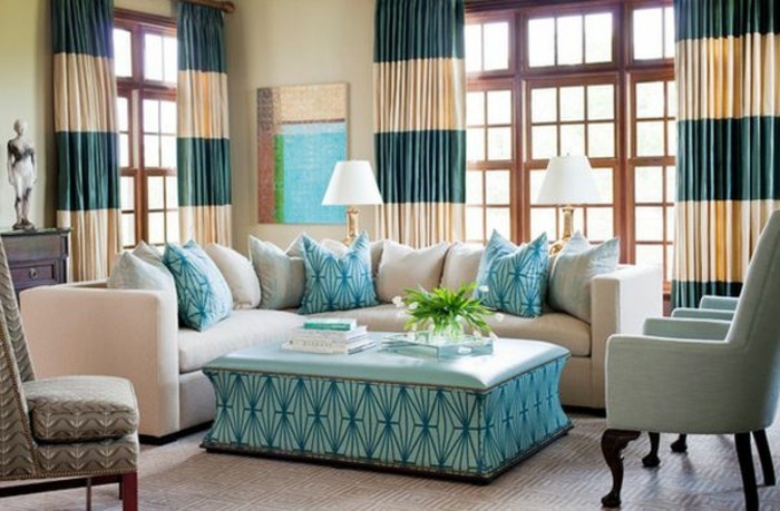 舒适的客厅设计枕头桌装修绿松石台灯