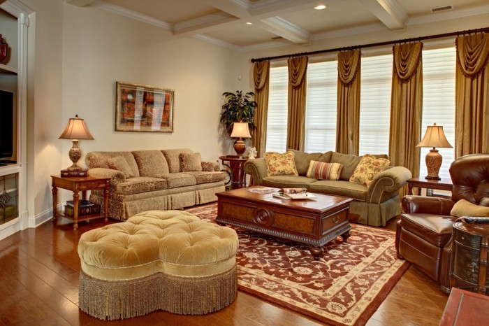 舒适，客厅，设计经典沙发皮革椅samthocker，窗帘，窗帘，灯具支架