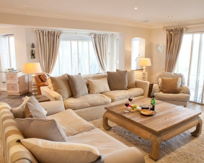 sandfarben舒适，客厅，设计沙发坐面积 -